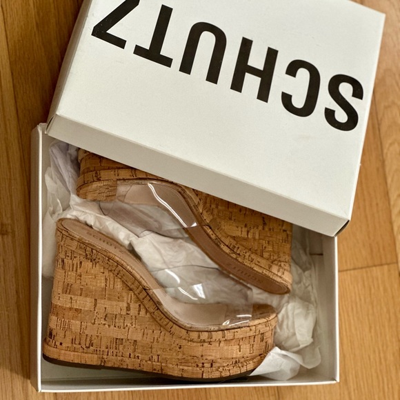 Schutz Dalle Vinyl Wedge Sandals, size 8 - Picture 5 of 7